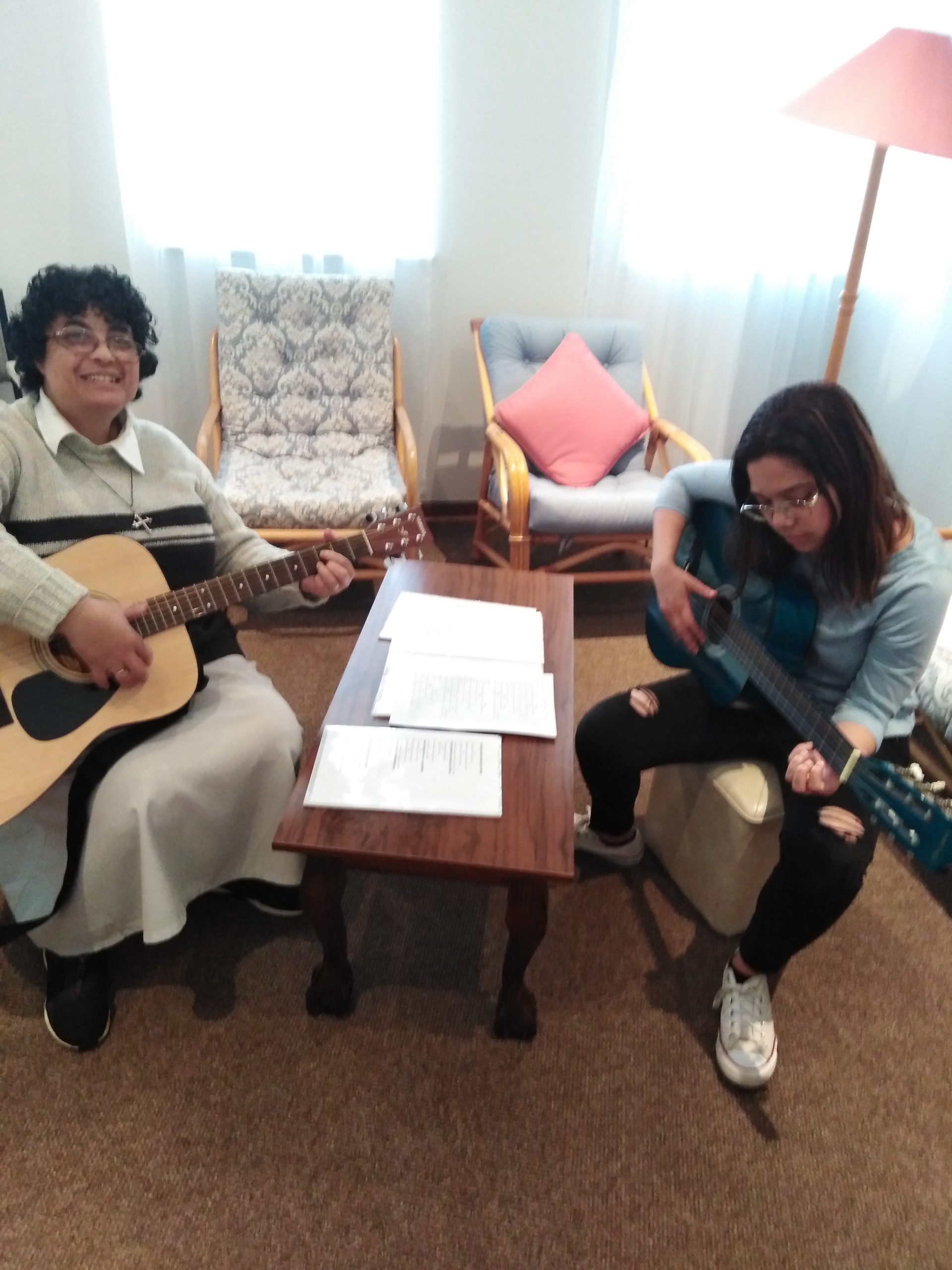 Teaching the guitar
